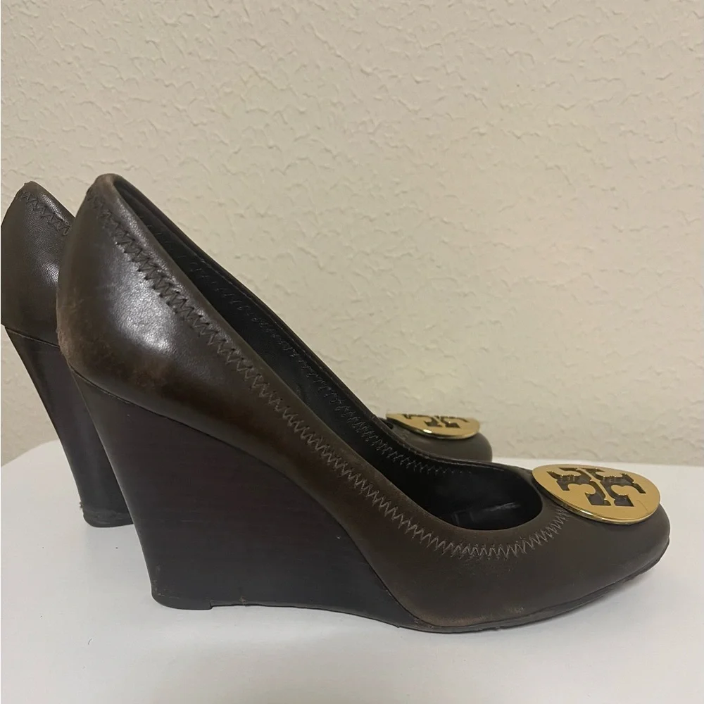 ✨💫 Tory Burch Brown Wedge Shoes 👠 💫✨ - Picture 8 of 11